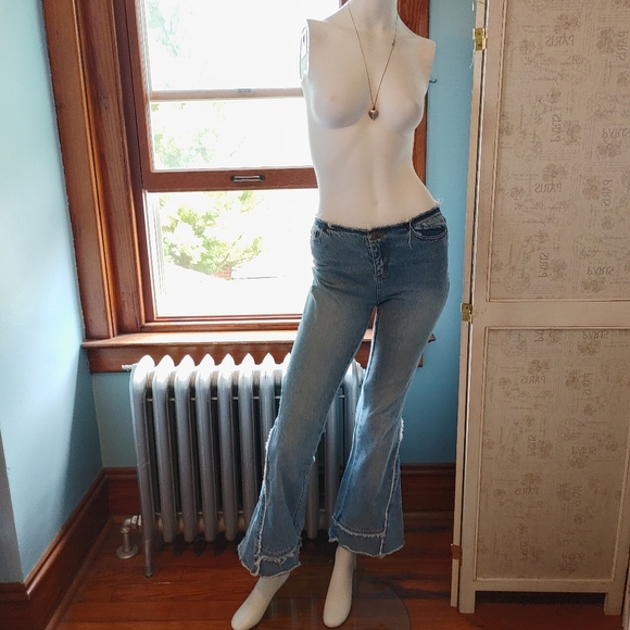 Victoria Secret London Mid-Rise distressed Flare Jeans Sz. 0 RARE - Picture 7 of 14